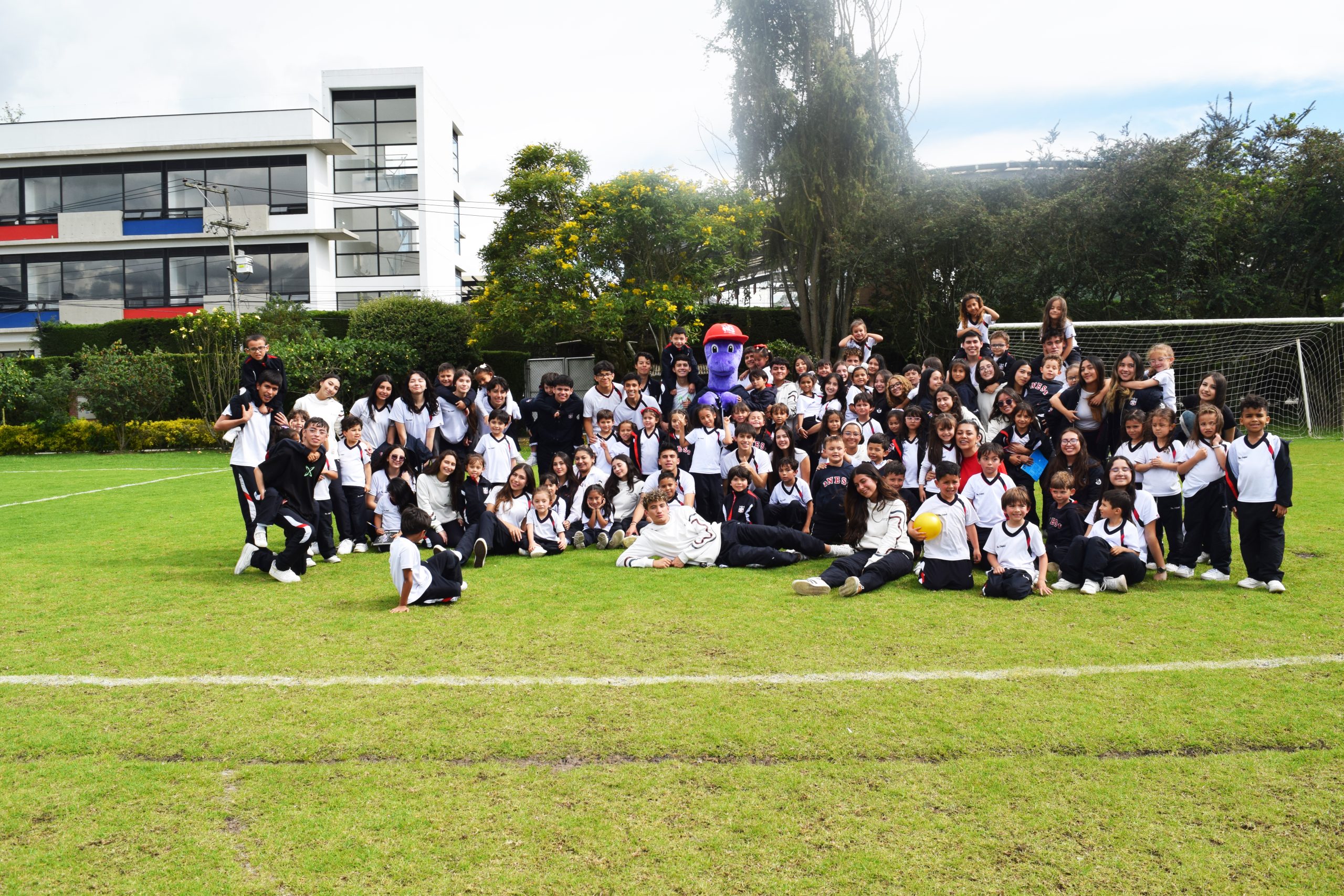 ¿CÓMO SE GESTIONA LA FELICIDAD Y EL BIENESTAR DE LOS ESTUDIANTES EN NUESTRA INSTITUCIÓN